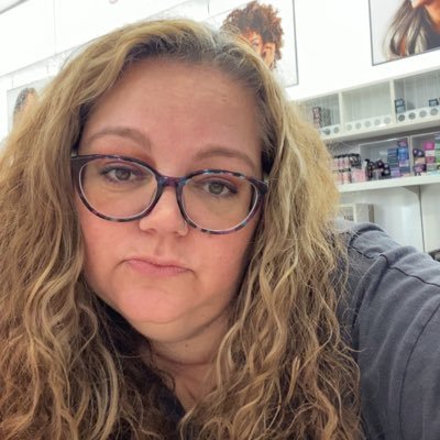 skye_saxon's profile picture. Live your life the way it makes you happy not everyone else.