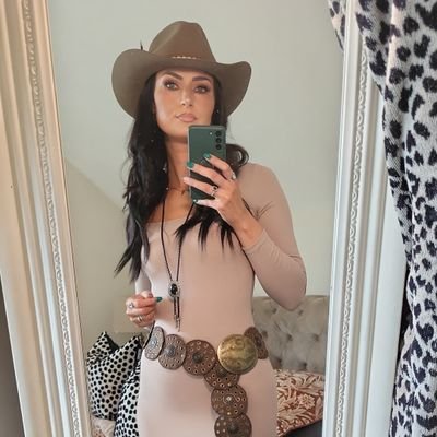 Veronica22mcc's profile picture. 