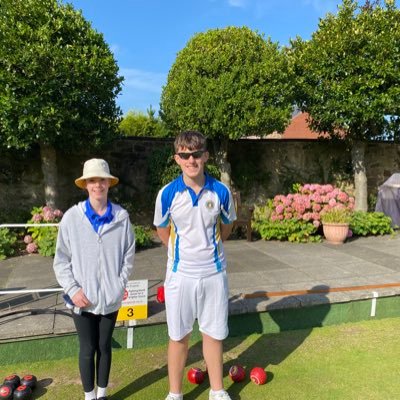 BOWLS ENGLAND CLUB OF THE YEAR 2017 Lyndhurst Bowling Club Gateshead Runner up in Bowls England2015.