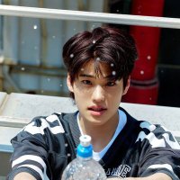 Angga (@anggacrllow) 's Twitter Profile