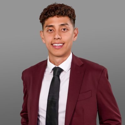 All Glory To God ✝️ | Lifestyle Reporter @DaytimeOnKFOX14 🎥 | @nmsu Alum🤠 | @Cronkite_ASU Alum 🔱 | #PorVida | #NEPats | #HookEm | Pickleball enthusiast 🏓
