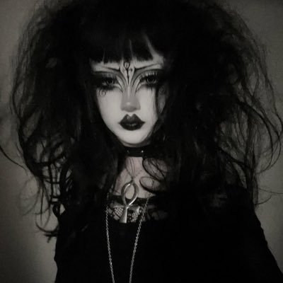 𝕾𝖍𝖊/ 𝖍𝖊𝖗 | 𝖊𝖉𝖙𝖜𝖙 - 𝖌𝖞𝖒 𝖊𝖗𝖆 | 21