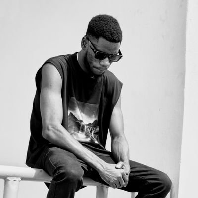 Tobasky_Designs's profile picture. 🌐 UI/UX Designer | Graphic Designer