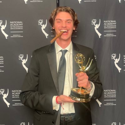 Emmy award-winning News Producer for @wsoctv || @uofsc alum || Philadelphia raised, sports fanatic.