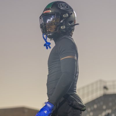 Jamari Peters • 25’• 6ft• 180lb • S/Nickel• GPA: 3.25 • Cell: 832-322-3259 • Hightower Highschool