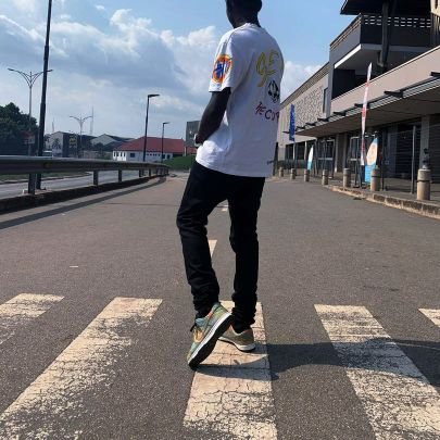 Henryoppon69150's profile picture. 