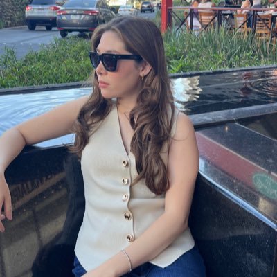 AlixdeMaria's profile picture. 