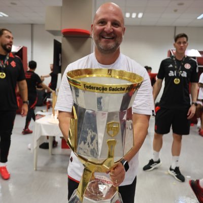 Advogado, sócio/proprietario - Bisol e Bolzan Sociedade de Advogados, Vice-presidente de futebol do Sport Club Internacional - 2024/2025.