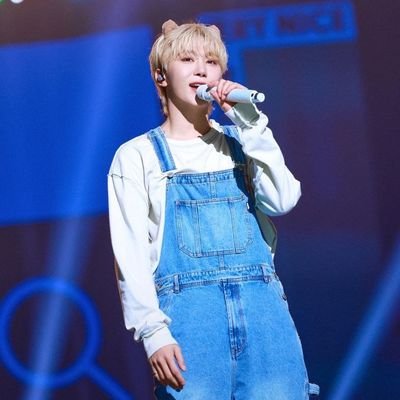 seungkwan_7's profile picture. 