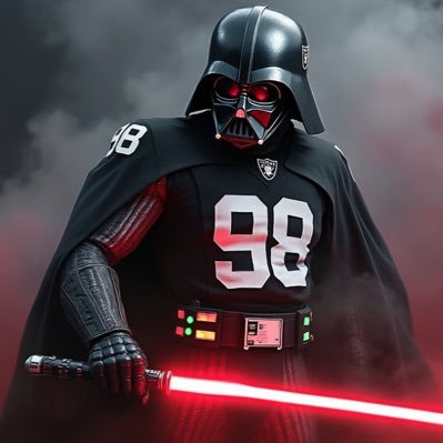 r8derace's profile picture. #raidernation☠️