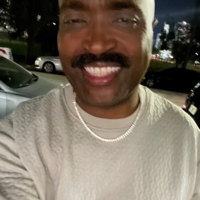 thestormshadow's profile picture. Looking to move to Alaska, and Alaska ONLY ❤️ to travel and discover new things in life. Love working in hospitality. Love helping the underdog in life. 🛫🥂❤️