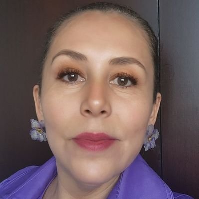 Socióloga-Antropóloga, Dra en cs en Ecologia y Desarrollo Sustentable, profesora universitaria, esposa y madre, mujer en constante aprendizaje.
