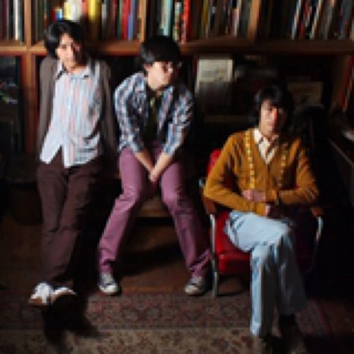 momguamaum's profile picture. 밴드 몸과마음의 공식 트위터입니다.