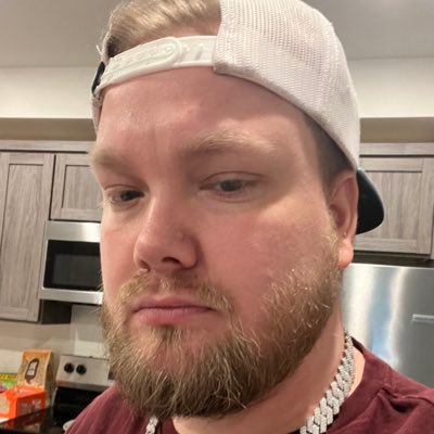 Husband. Dad. LA Rams. NFL Draft Addict. “Don't take life too seriously, you'll never get out alive.