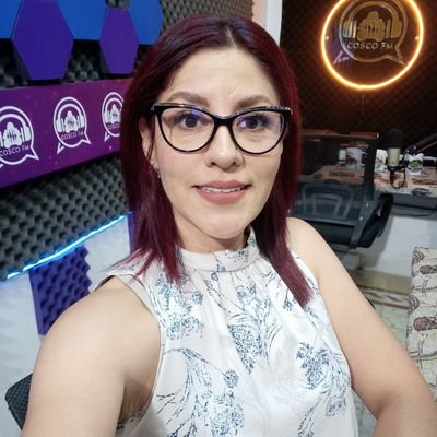 Tecnología+Creatividad
Freelancer. Speaker. Blogger.
Catedrático. Cofundador @temachtianimx
¡La tecnología no duele!