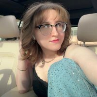 em (@emdits) 's Twitter Profile