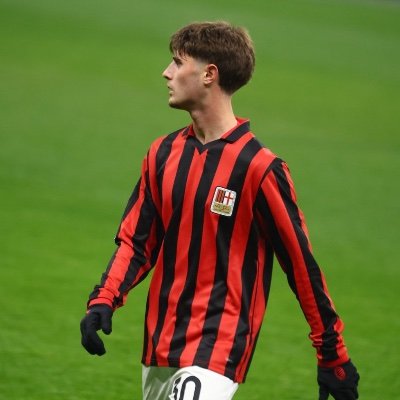 Elbenalii's profile picture. 