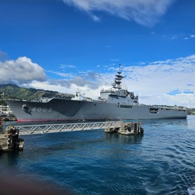 chrisdutemple15's profile picture. Cantalou Bougnat, Limonade Bistrot,Truffade, Salers Choux farcis
19 années de Marine Nationale 
6 OPEX, 9 Tirs à Muru🏝
Sans Collier Provence Garéoult🐕
 🇨🇵