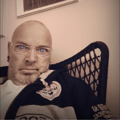 telveland's profile picture. Rebell. Nothing more. Nothing less.