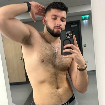 Kdd48923Kenn's profile picture. primary option for gay men to meet other gay men. There may be more options available now, but I still find it to be my go-to dating method.