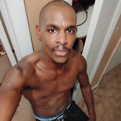 lildenden22's profile picture. 