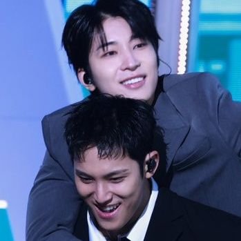 fa — MW VK hyping ! strictly selective, so please do not follow me first ! deer shua gamer wonwoo talented guy mingyu athlete boo. RPS/bxb 민원 정철 솔부 🔞