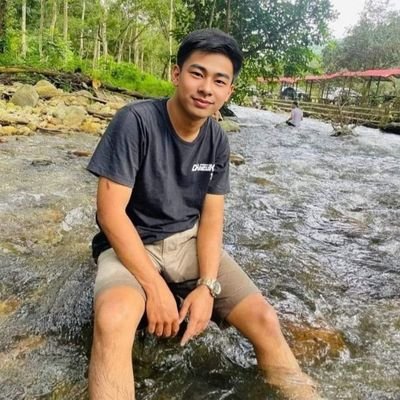 ellmessi044's profile picture. Gini aja dulu ntar baru gitu