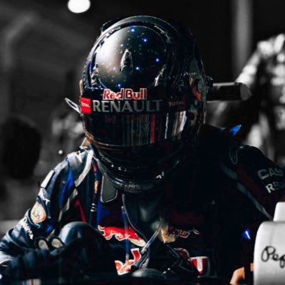 Tigas005's profile picture. Seb_05 🏆🏆🏆🏆 - Vamos DAC 🇵🇹🇵🇹🇵🇹 - FC Porto 🟦 - Pogi 🚲 - GSW 🏀 Curry 🧑‍🍳 - CR7 Siiiiiiiiiiiu 🐐