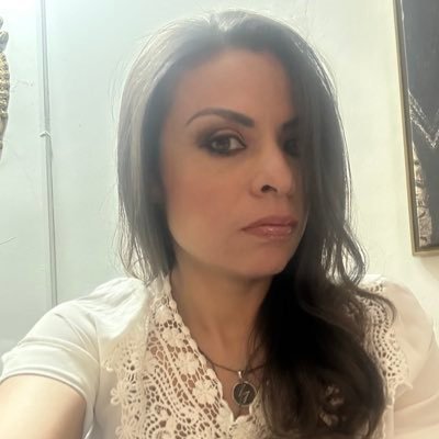 Derechos de Autor, Medidas Tecnologicas, Derecho Comparado. Derechos Humanos. Superviviente de la feroz campaña de violencia de género emprendida en mi contra.