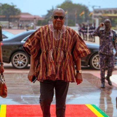 CEO of AZUSIME Group of Companies ll Business Man ll fan of @Chelsea FC💙 ll Proud Traditionalist ll Politics NDC 🇰🇼 ll Exposing corrupt NPP ll Economics.
