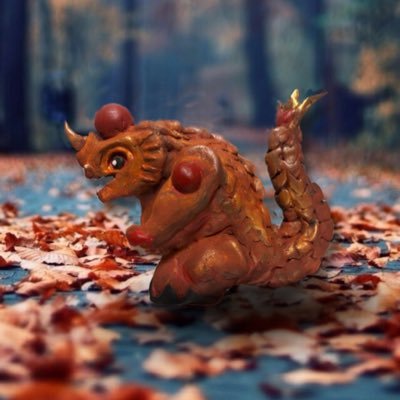 フィギュア大好き(^.^) 飾るだけはもったいない! 最近は粘土造形に挑戦中!ハニクスシリーズの造形担当です。素人ではありますがよろしくお願いいたします。撮影編集して動画も作ってます〜YouTube https://t.co/3HHm1J9yrL
