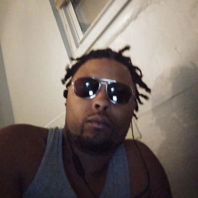 On here for money only if need any details in inbox or text me at 913-293-3550 ok I don't have time for games I need real people who spend some money with me