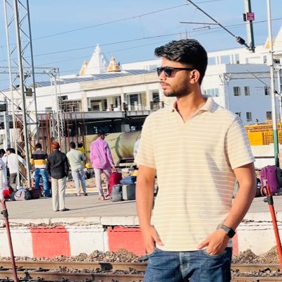 AmanPndey's profile picture. A Common Citizen Of India 🇮🇳,
Inclined to Centralistic Political Ideology 'if Citizen are aware than leader scared'