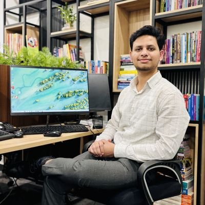 rauhan_sheikh's profile picture. Curious about people and all things that they do and think.