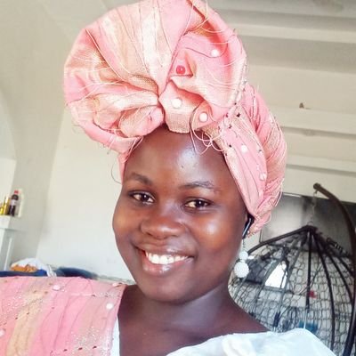 Lover of creativity @aandmluxury1 DM +2348052482871 for business/ask me for(gifts, party, school/lunch bags, travel, sling and hand bags) etc.🥰