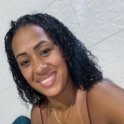 Roberta32640455's profile picture. Aonde Deus Te colocar ,Floresça 😘