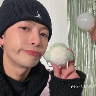 Cset462398's profile picture. 