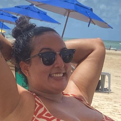 vivendo um mundo paralelo nesta rede, fora daqui fazia terapia, mas tive alta 🤗