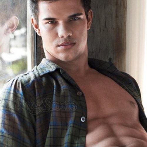 Hot_JacobBlack's profile picture. Hey im Jacob Black ima werewolf make me made and ill phase;) but seriously we all know that i am hotter than u:) |RP account| |SINGLE! and looking!|