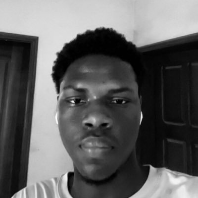 txmiloluwa_'s profile picture. product & web designer • alletemiloluwa@gmail.com