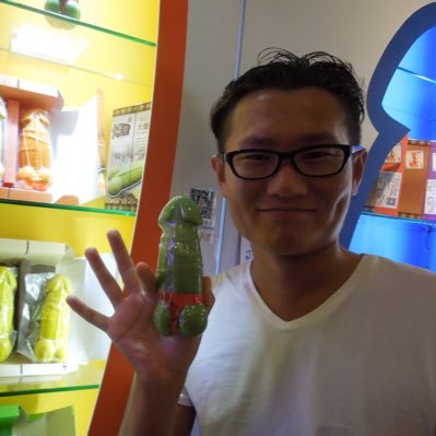 上野でガールズバーやってますキャストさん足りないので、少しでも興味ありましたらDMください待ってます^_^ 暇潰しにいいね👍押しまくってます笑たまにコメントも📝しまくってます!お店のインスタ👉https://t.co/RECgUOHVqX