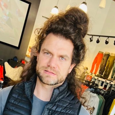 Software Architect & Electrical Engineer. Boundlessly ignorant, identity-untangled, truth-seeking, universally exploring human life. 🎸🇲🇽🇺🇸🗽