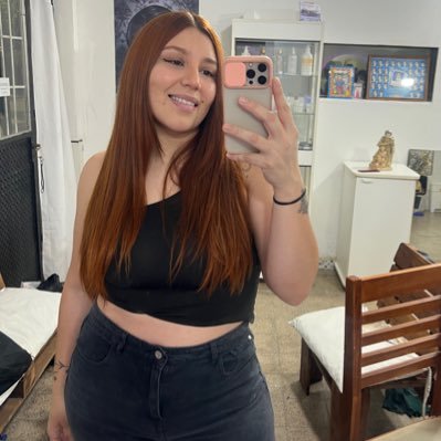 julirogalvan's profile picture. 