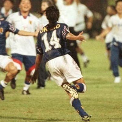 小2でサッカーを辞めてしまい分からないことばかりです。興味があることを調べてます。どうぞよろしくお願いします。