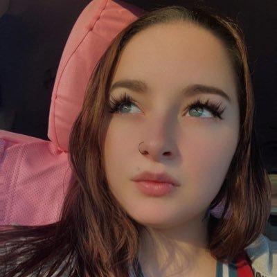 👩Moma of 3💕 kids 👨👧👧 Live In 🇺🇸 Alabama Birmingham🌇 Animal training🐐🐥🦆🐏🐑🐕 Fashion Design 👗🧥👗