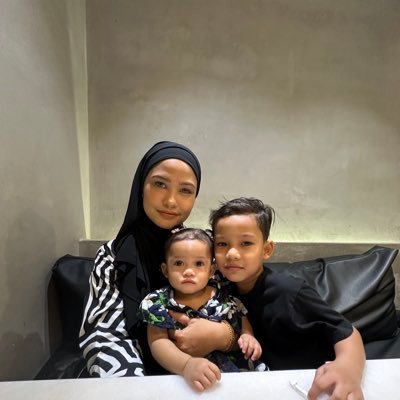 mom of two 👦🏻👧🏻🌸