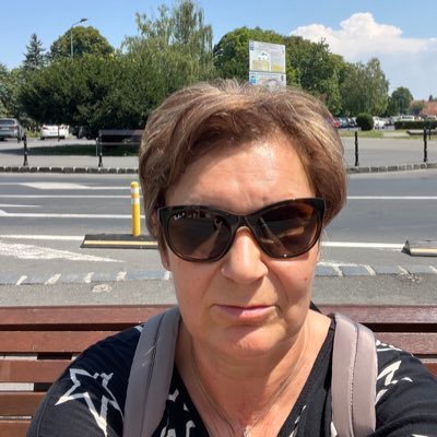 Gigi12341983135's profile picture. daughter, mother, wife, physician, nature lover