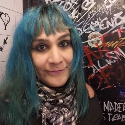 Mujer trans,antifa,anticapitalista, transfeminista e indepe.Periodista en @LaHaineInfo y @kaosenlared_net,presidenta de @DesperTRANS y vocal en @plataformatrans