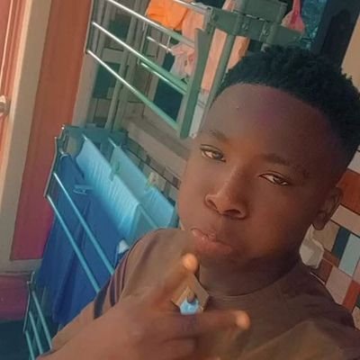 Athlete(Footballer⚽️⚽️)
Die hard Arsenal fan
Gunners,
Arsernal forever ❤❤❤