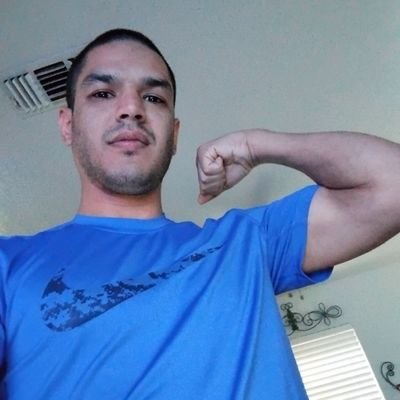looking for a thick ladie to be my woman I'm old no time for games hmu anytime im online 24/7